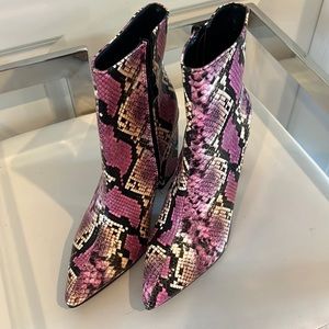 Shoe dazzle! Brand new!!